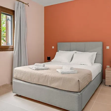 Apartment Lakis